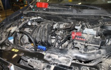 Установка ГБО на Nissan Qashqai подкапотное пространство 